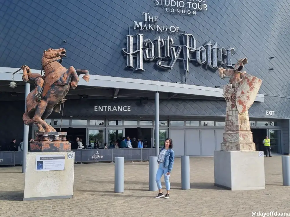 frente do studio Harry Potter Londres