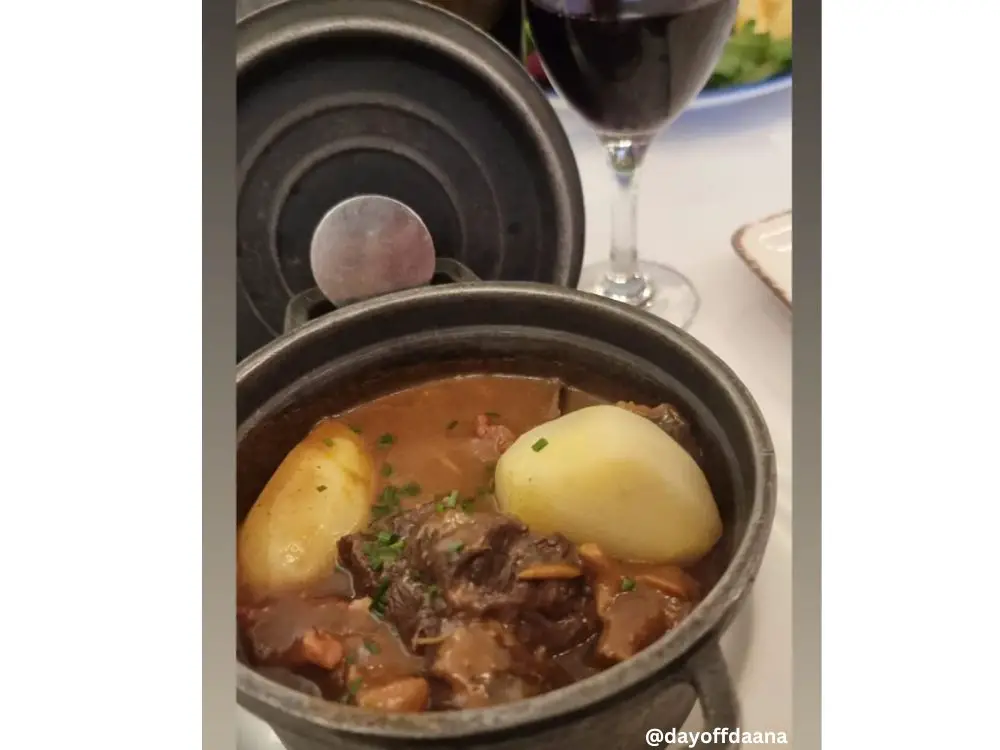 Bife Bourguignon