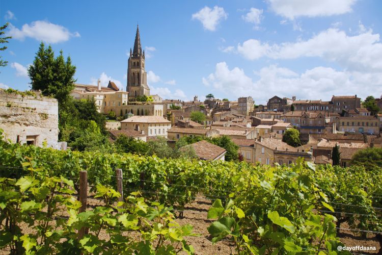 o-que-fazer-em-Bordeaux-Vinicola-St.Emillion As vinícolas podem ser uma ótima opção de o que fazer em Bordeaux.. Mostrando St. Emillion