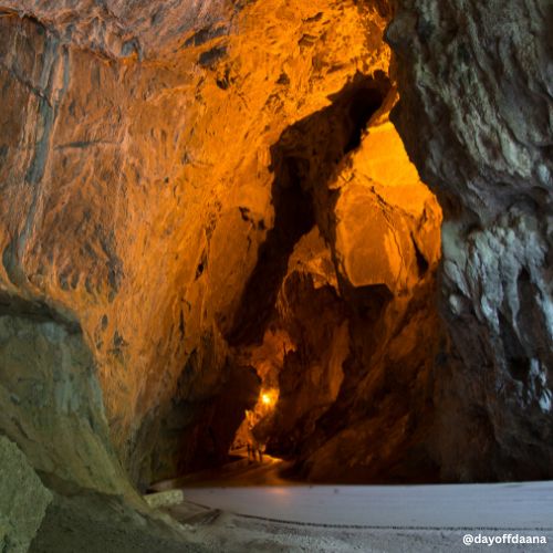 Cuevona de Cuevas – uma opção muito interessante do que conhecer nas Astúrias, que vale a pena visitar. As formações rochosas naturais são incríveis e uma prova de que as Astúrias são um paraíso natural preservado.