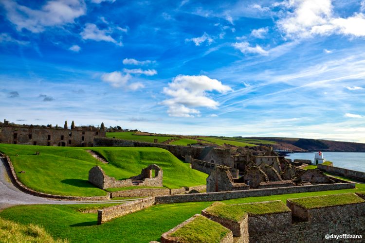 charles fort Kinsale Charles Forte Kinsale - de la voce vai ver a praia do outro lado