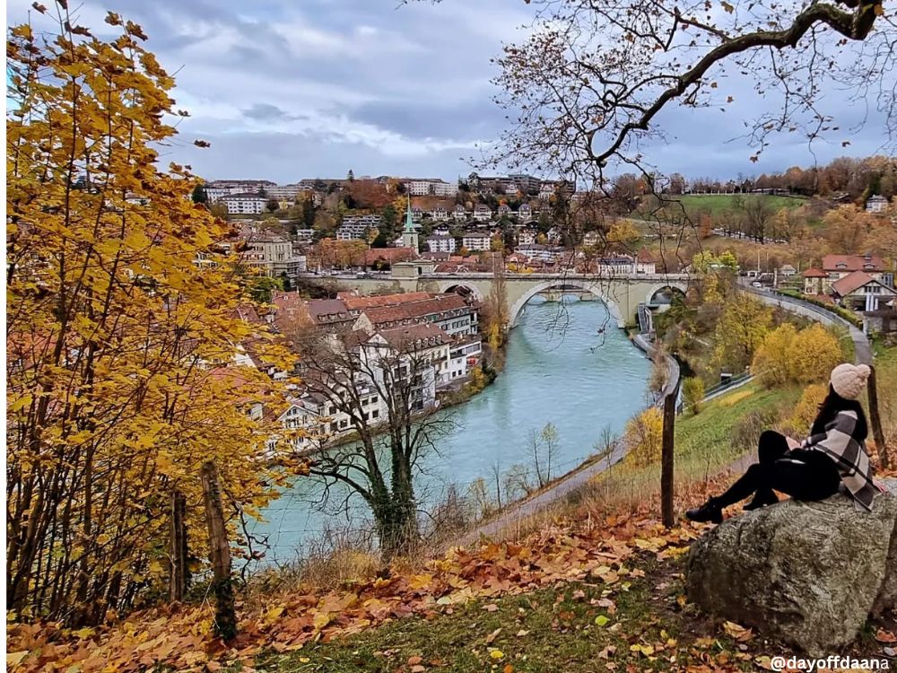 paissagem em Berna, comigo na praia reflexindo sobre a vida.